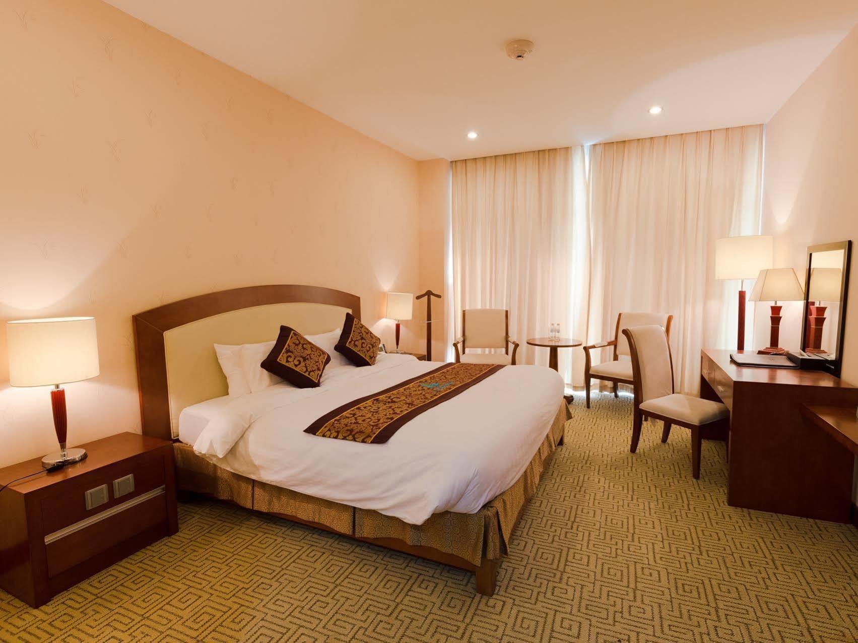 Lam Kinh Hotel Thanh Hóa Exteriör bild